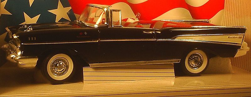 1957 AMERICAN MUSCLE CHEV BEL AIR CONVERTABLE CAR ERTL  